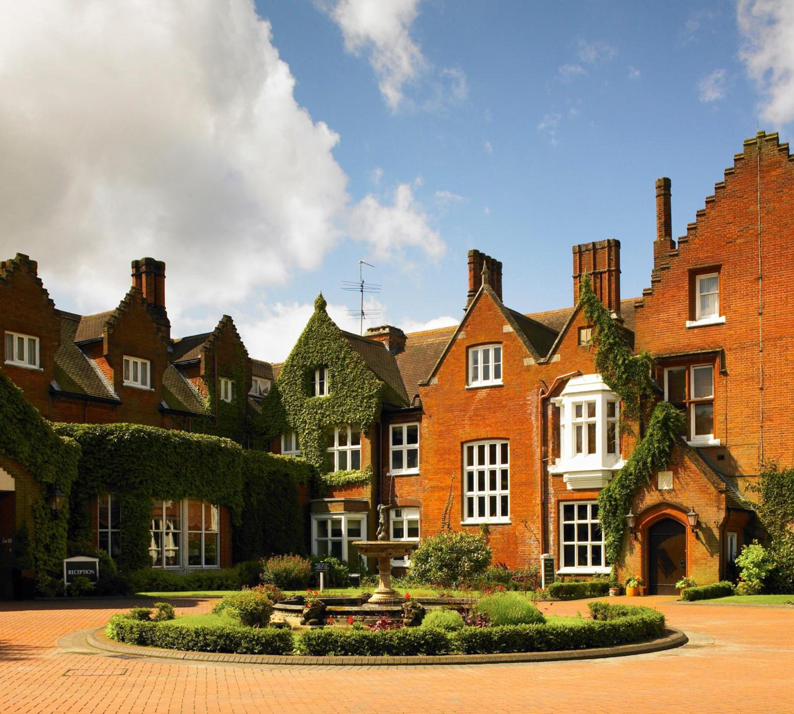 Sprowston Manor Hotel, Spa & Golf — photo 2