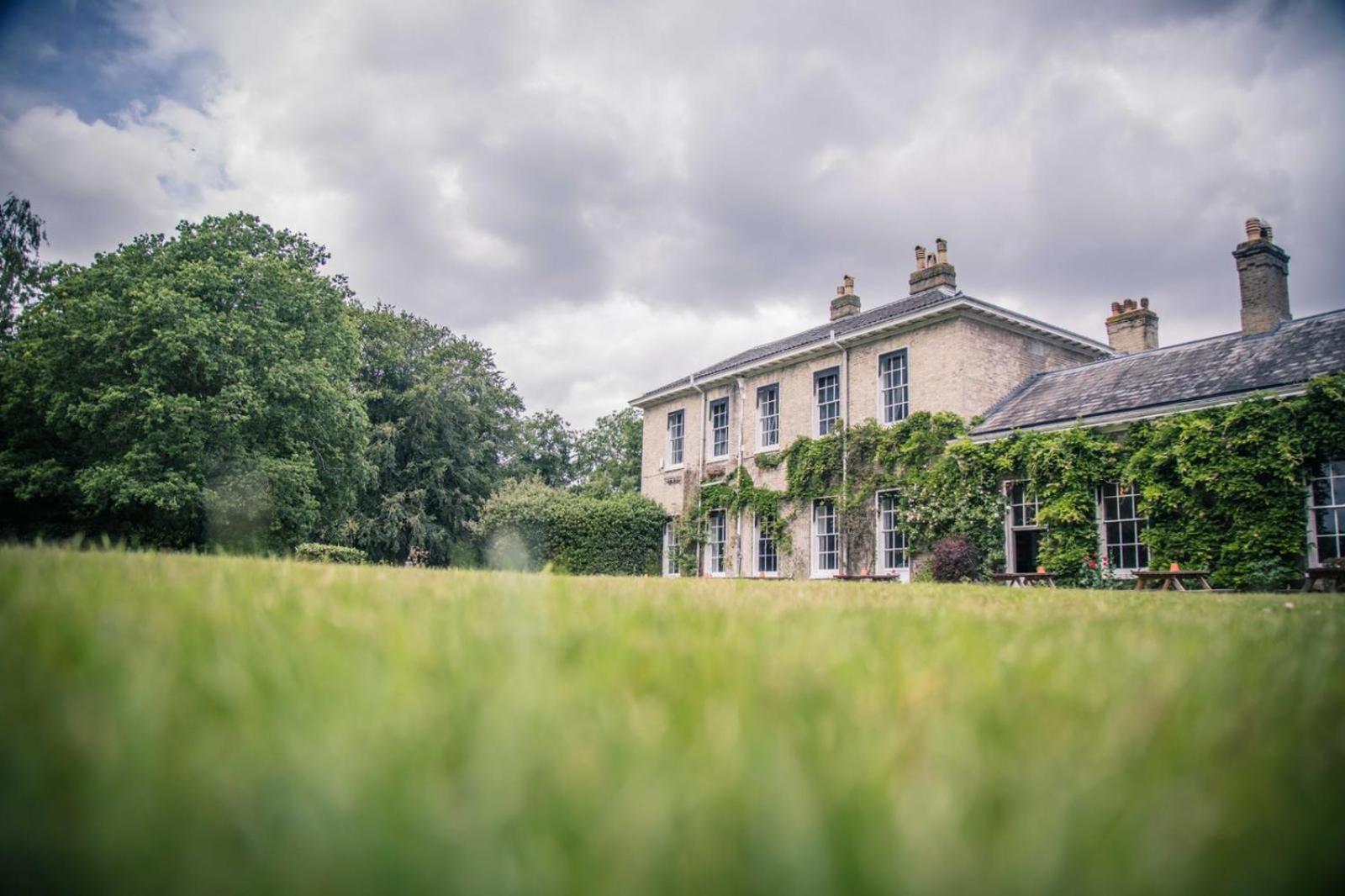 Caistor Hall — photo 5