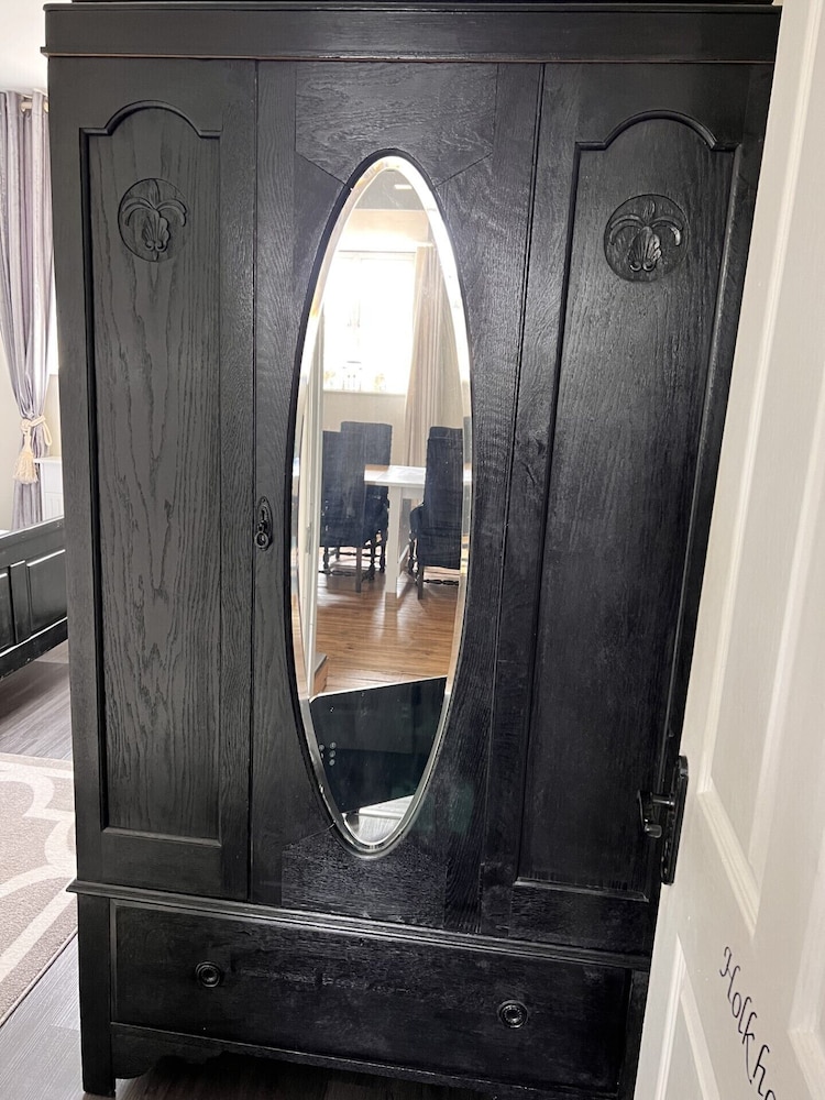 Olde Hall — photo 5